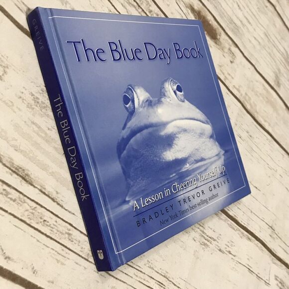 The Blue Book Bradley Trevor Greive A Lesson in Cheering Yourself Up Book - Picture 2 of 9